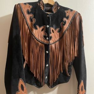 Where’s my cowgirl’s!  Suede and leather fringe jacket